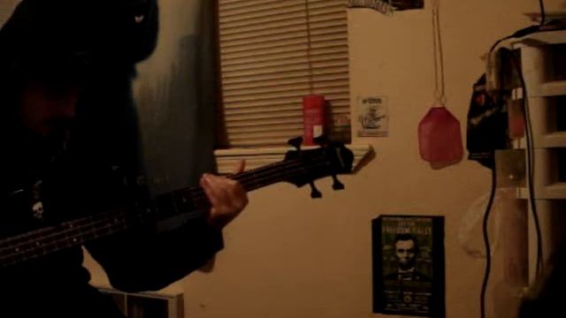 Me messing around on bass in standard on Rocksmith2014 смотреть онлайн