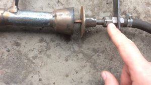 КРУТАЯ ГАЗОВАЯ ГОРЕЛКА.ИНЖЕКЦИОННАЯ ГОРЕЛКА СВОИМИ РУКАМИ.КОВАННЫЙ ТЮЛЬПАН.