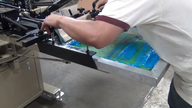 American Rototex 8-Color, 4-Station Textile Screen Printer смотреть онлайн