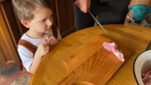 Семейные выходные, жарим шашлык и стейки из свинины на мангале