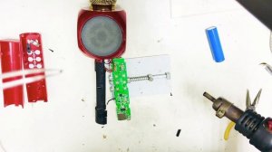 Не Включается караоке микрофон WSTER 1816/ Karaoke microphone WSTER 1816 does not turn on