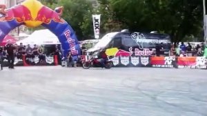 Трюки на мотоциклах