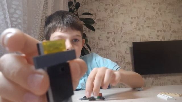 Как собрать мини лего танк пантера за 5минут