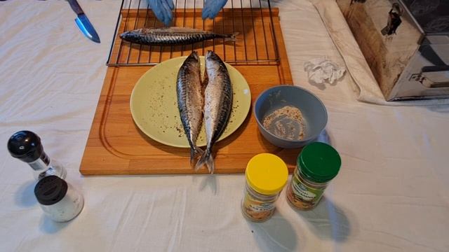 Скумбрия горячего копчения. Быстрый рецепт без маринада. Пошаговый видео-рецепт копчения скумбрии