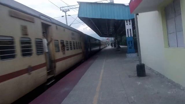 Bamanhat To Siliguri intercity express смотреть онлайн