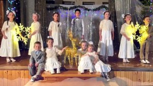 Рождественская песня - "В ночном саду прозрачно и светло ".Младшая группа  приюта "Ковчег"