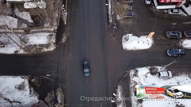 Разворот на перекрестке вид с верху