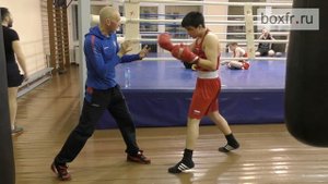 Бокс: защита плечом (шолдер ролл) и контрудар правой