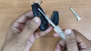Ford ecosport keyless entry remote battery replacement