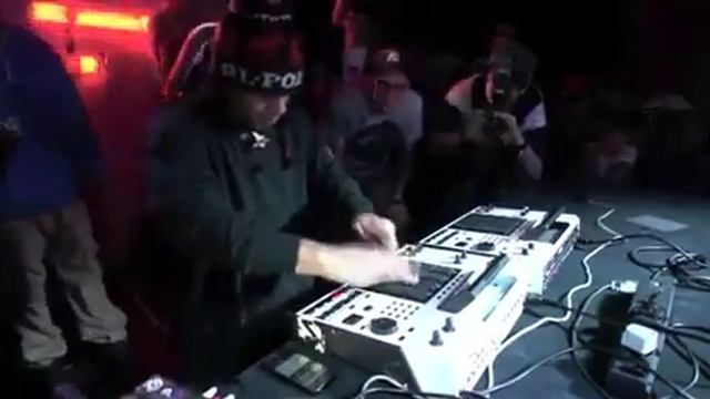 Крутой способ играть дабстеп смотреть онлайн