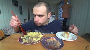 МУКБАНГ/АСМР ПШЕНКА С ТУШЕНКОЙ(ГОВЯДИНА)/ СОУС/ ХЛЕБ/ ОГУРЕЦ/ УЖИН/ ОБЖОР/ EATING/ASMR/Mukbang #319