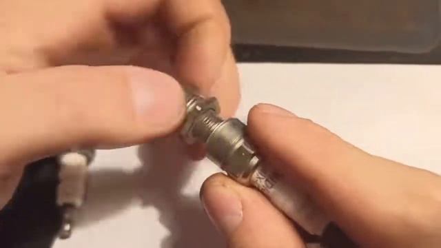 Гужон из автосвечи в голову Alfa, Delta (AlfaКарпач) смотреть онлайн