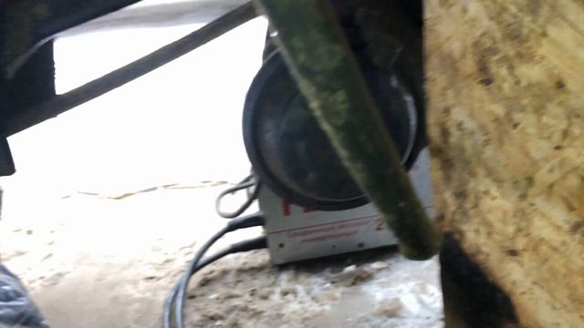 Завариваем кронштейн крепления амортизатора на прицепе, ось БПВ (BPW).Ремонт.Полуприцеп Когель.