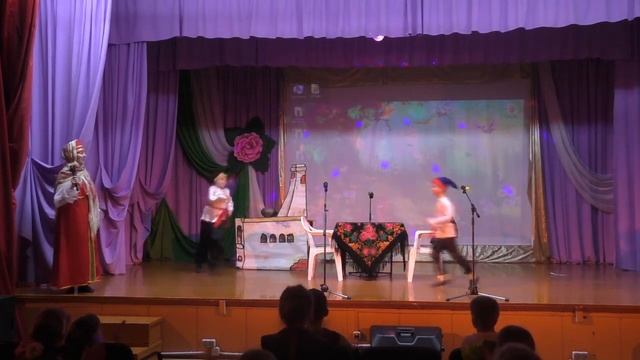 Попурри из русских народных сказок. Детское объединение "Творчество" Педагог Журавлева Н. Х. смотреть онлайн