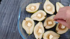 АРОМАТНЫЕ ГРУШИ ЗАПЕЧЁННЫЕ С ОРЕХАМИ И МЁДОМ!!!