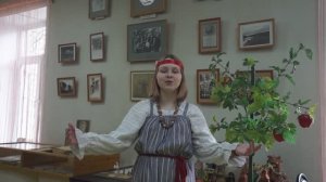 Экскурсия по выставочному залу Культурно-просветительского центра имени Е.В. Честнякова