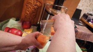 Жизнь заиграла разными соками... Обзор соковыжималки для овощей и фруктов KT-1116 #китфорт #kitfort