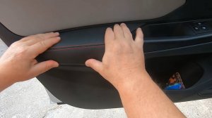 Lada Vesta SW Cross Установка подлокотников и защиты кромки дверей