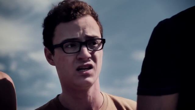 Внизу — трейлер смотреть онлайн