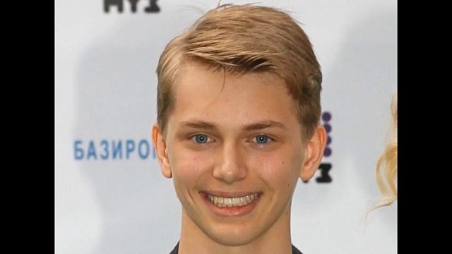 Убежал вслед за братом?! смотреть онлайн