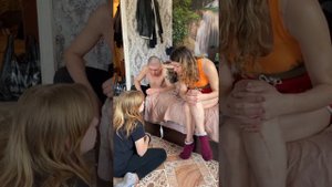 БЕЗУМНЫЙ ПАША. ИРИШКА ЧИКИ ПИКИ. У КАТИ БЫЛО ДВА АБОРТА И ЕСТЬ РЕБЕНОК.