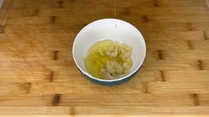 Гренки с чесноком из старых бубликов. Гренки за 15 минут.