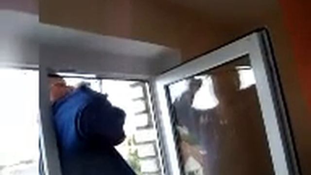 Монтаж віконного провітрювача на готове встановлене вікно смотреть онлайн