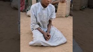 Африка - дети читають коран