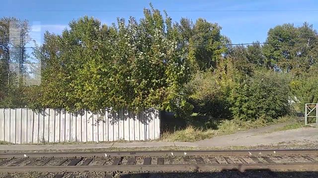 Проследование электропоездом Кая-Зима через станцию Половина Иркутская область (пос. Михайловка) смотреть онлайн