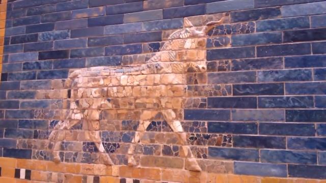 The Pergamon Museum in Berlin смотреть онлайн