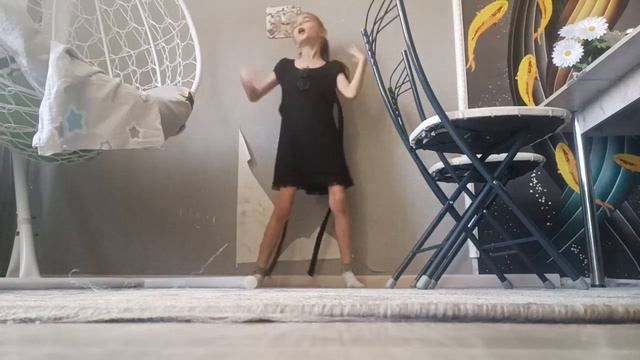 Так надо танцевать умеете 😏😏😏 ч е т а т ь    а умеете 😏😏😏😊😊❤❤ если умеете ставить лайк вот смотреть онлайн