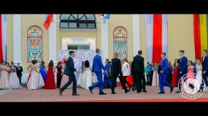 Выпускной 2018 Молодогвардейск - Дефиле выпускников 10 школы