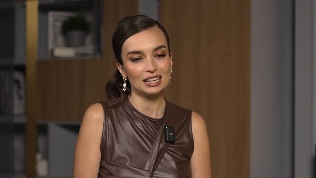 Мама учила резать кур, дочь делает расстановки на 3 миллиарда рублей. История успеха Алины Лапшовой