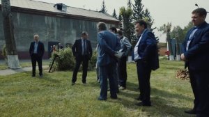 Презентация "Алтайгеомаш":  измельчитель пней роторный