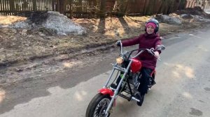 Обзор, тест и катание на детском электрическом мотоцикле GreenCamel Чоппер C100