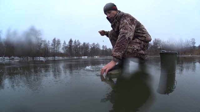 ловля щуки на флажки, по первому льду смотреть онлайн