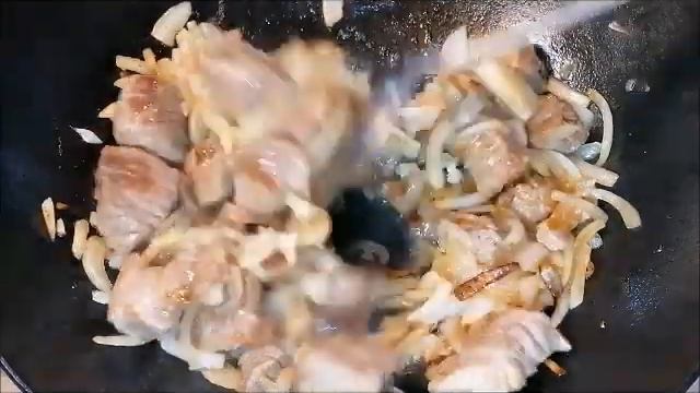 Греческая кухня ?? Мелидзанес ме креас (баклажаны с мясом) смотреть онлайн