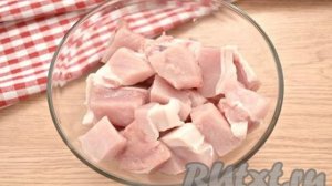 rus_videШашлык из свинины с луком и уксусом на сковороде