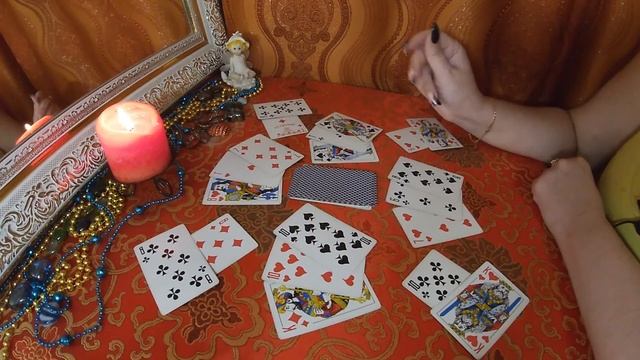 Цыганский расклад. С кем будет Крестовый Король? Чем сердце успокоится? смотреть онлайн