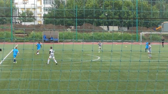 25 июня 2017 «Молния» — «Родина» (команды 2006 г.р.) 1 тайм смотреть онлайн