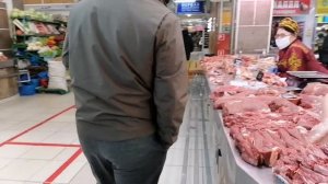 ЦЕНТРАЛЬНЫЙ РЫНОК НОВОСИБИРСКА/МЯСНОЙ ПАВИЛЬОН/ВЫБОР СВЕЖЕГО МЯСА ПОРАЖАЕТCentral market Novosibirs
