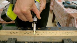 Обзор ударного аккумуляторного гайковерта Ryobi BIW180M и винтоверта Ryobi RID1801M