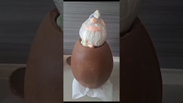 Большой киндер 36 см с игрушкой внутри. Курск. смотреть онлайн