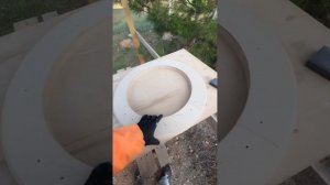 Изготавливаем декоративное слуховое окно