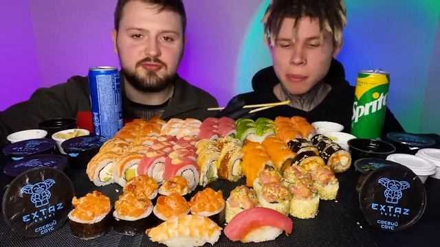 Мукбанг Роллы 🍣 _ 100 Роллов На 100 Тысяч