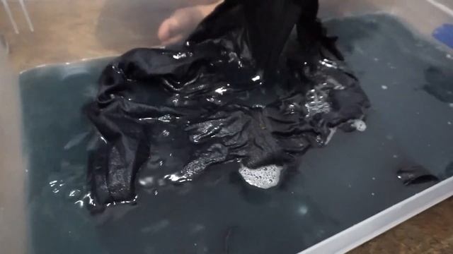 HOW TO WASH YOUR RAW DENIM JEANS | Ariel Rosado смотреть онлайн