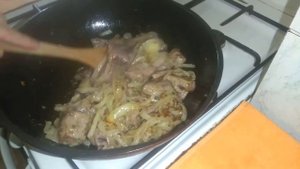 СВИНАЯ ПЕЧЕНЬ В ВОКЕ