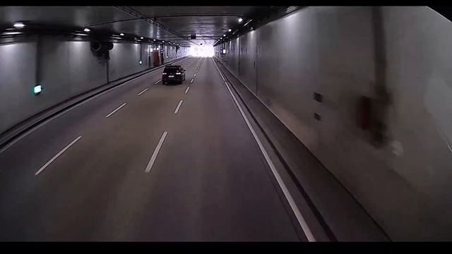 Штутгарт Stuttgart земля Баден-Вюртемберг выезд из города на фуре по пробкам stuttgart