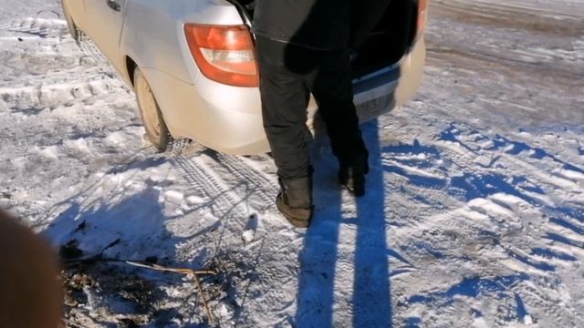 ПИЛИМ АРМАТУРУ ЗИМОЙ. ГДЕ НАЙТИ МЕТАЛЛАЛОМ ЗИМОЙ???