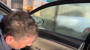 Как быстро убрать клей от тонировки